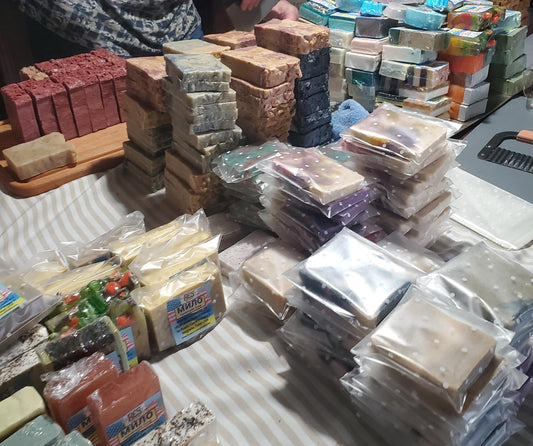  Rustic Country Soaps & Grace’s Nutrition Center Team Up to Aid Ukrainian Refugees 
